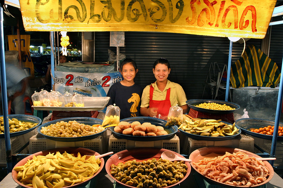 thailand/2007/kanchanaburi_pickled_mangos
