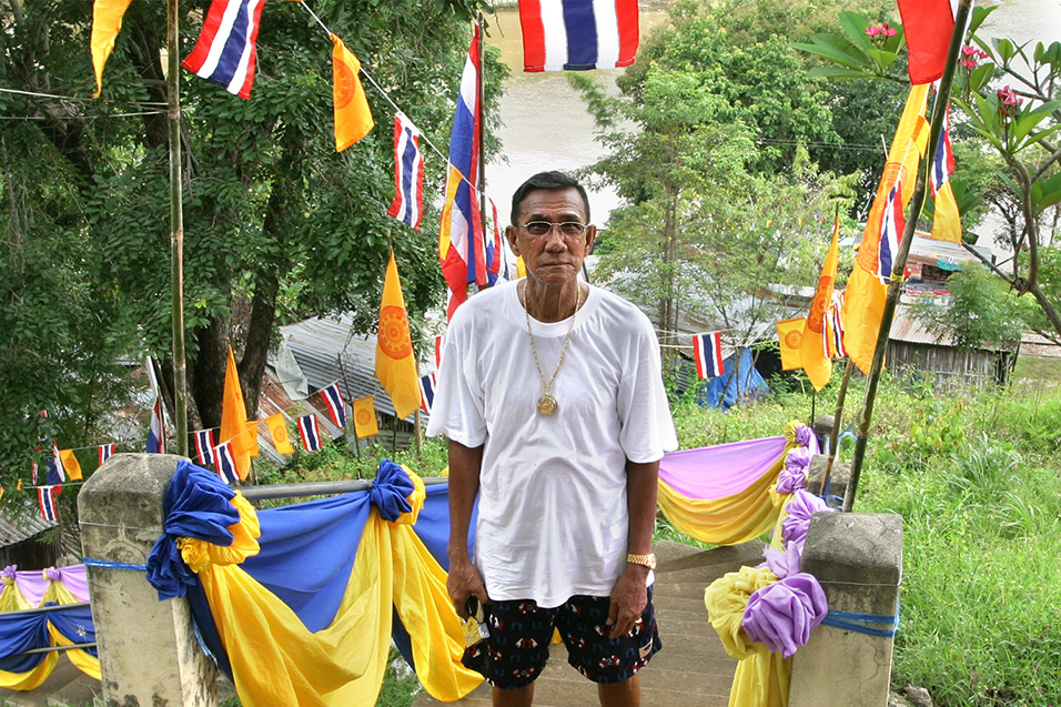 thailand/2007/kanchanaburi_thai_man