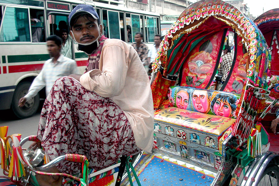 bangladesh/dhaka_rickshaw_wallah