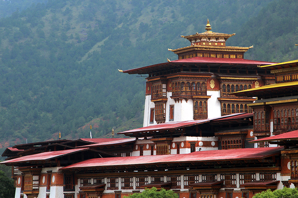 bhutan/punakha_river_dzong_jen