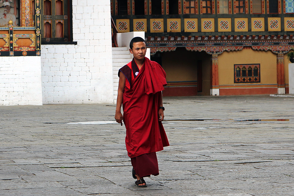 bhutan/thimphu_monk_monastery