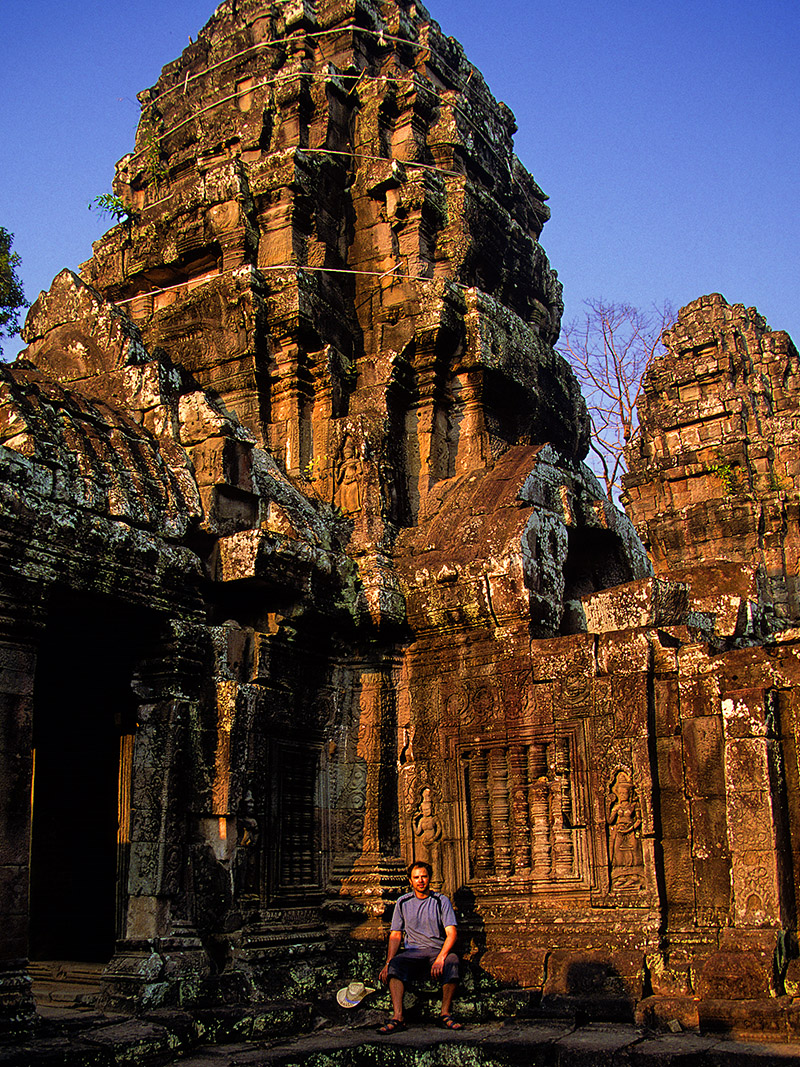 cambodia/angkor_brian_pillar