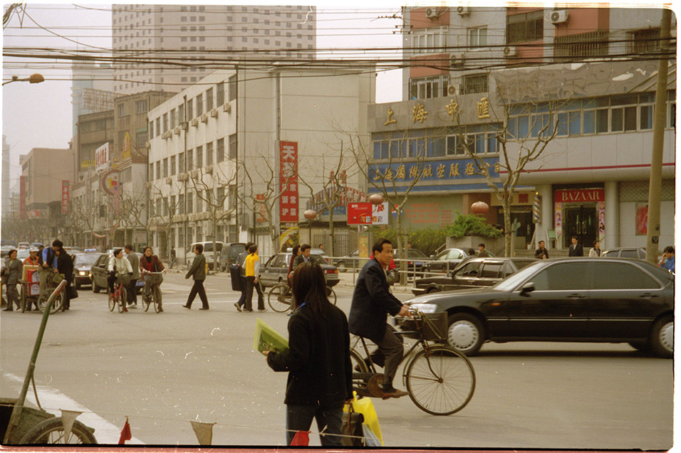 china/2001/shanghai_bikes_cars