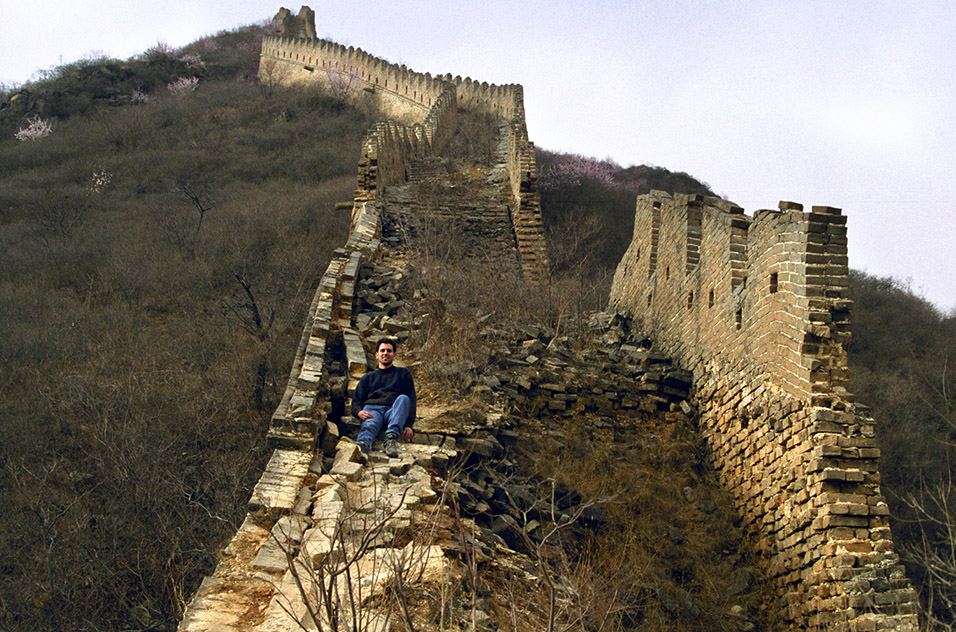 china/2001/wall_broken_jeremy
