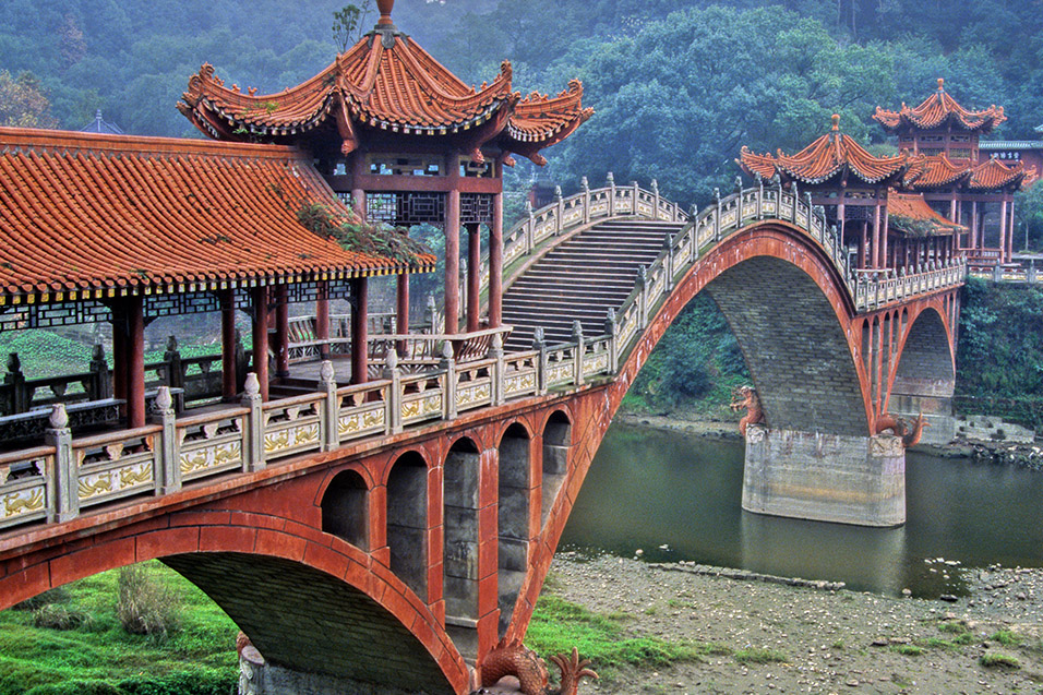 china/2004/leshan_bridge_scanned