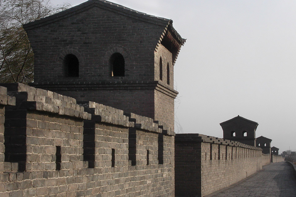 china/2004/pingyao_wall_towers