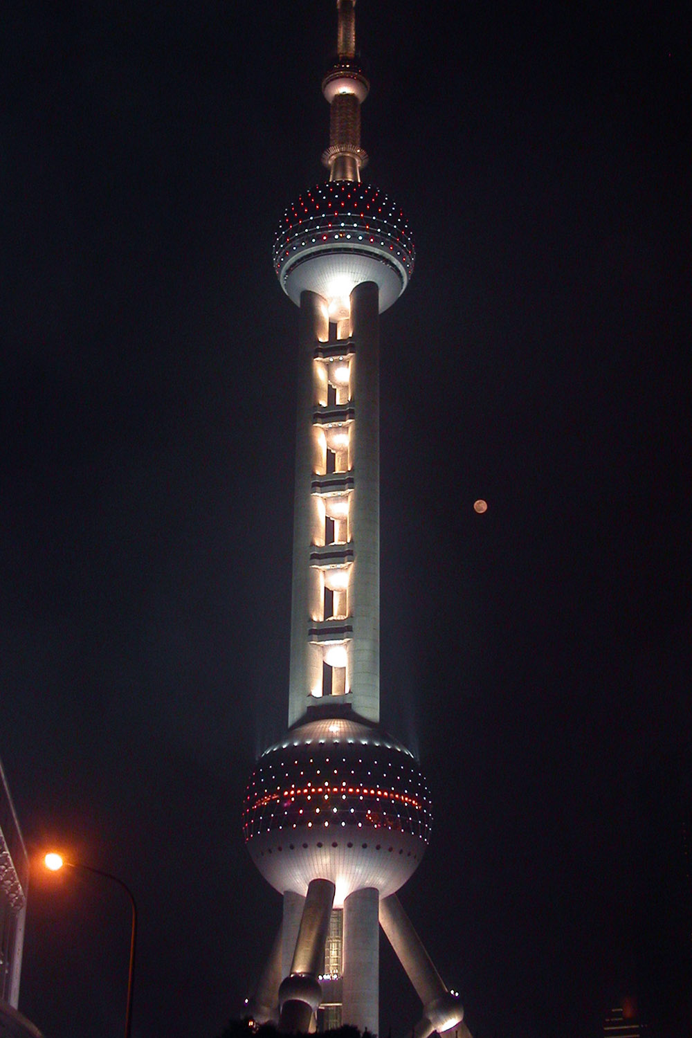 china/2004/shanghai_oriental_pearl_tower_night
