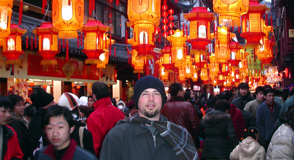 china/2004/shanghai_yu_yuan_brian_lanterns_2