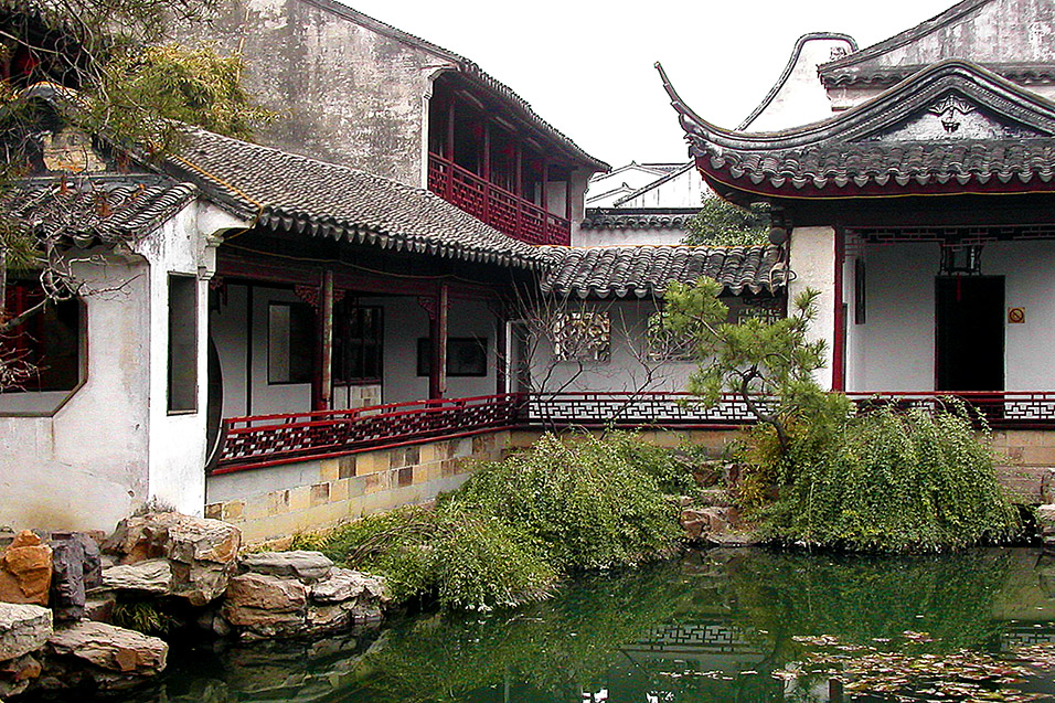 china/2004/suzhou_pond