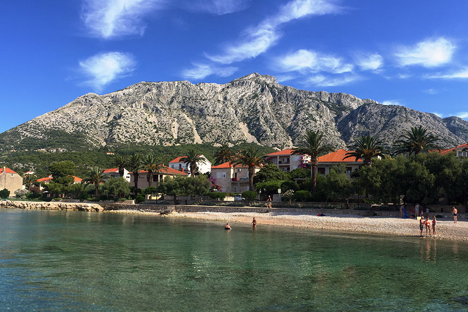 croatia/2016/orebic_water_beach_mountains