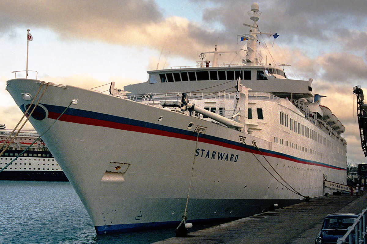 cruise_ships/star_princess_1991/ncl_starward_1991