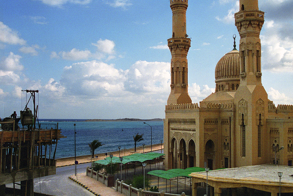 egypt/1996/marsmahtru_mosque