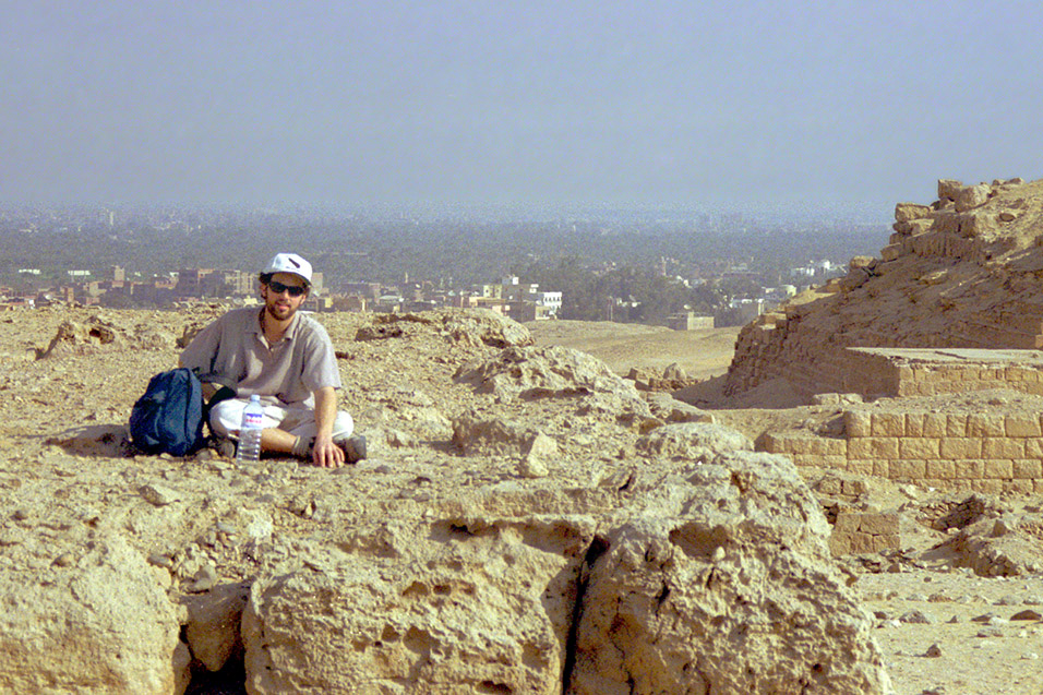egypt/1998/pyramids_brian_ruins