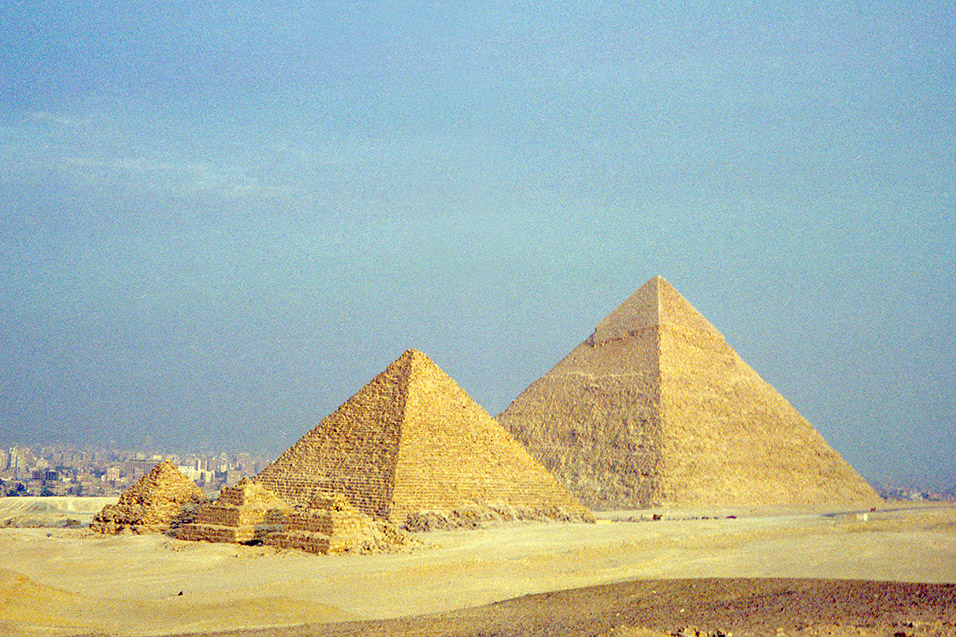 egypt/1998/pyramids_panarama_super