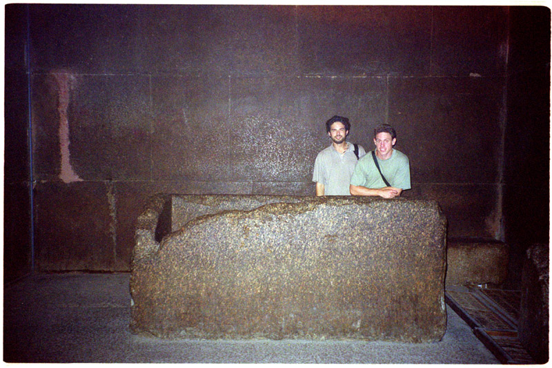 egypt/1998/pyramids_todd_brian_sarcophagus_behind