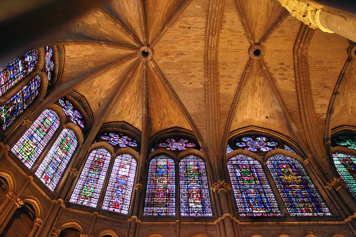 france/2011/reim_cathedral_stained_glass_ceiling