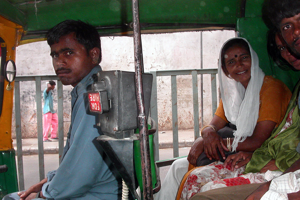 india/delhi_rickshaw_people