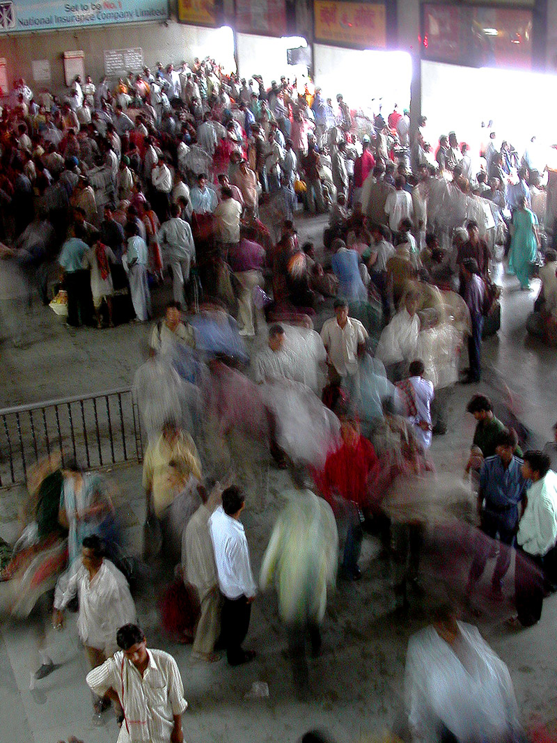 india/delhi_train_station