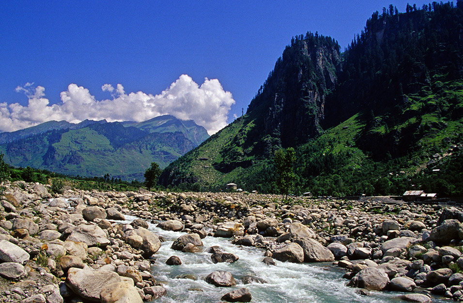 india/manali_river_bed_valley