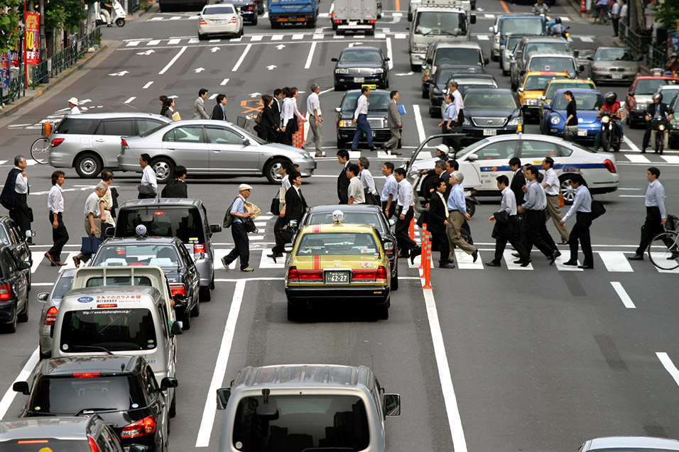 japan/2007/tokyo_people_cars