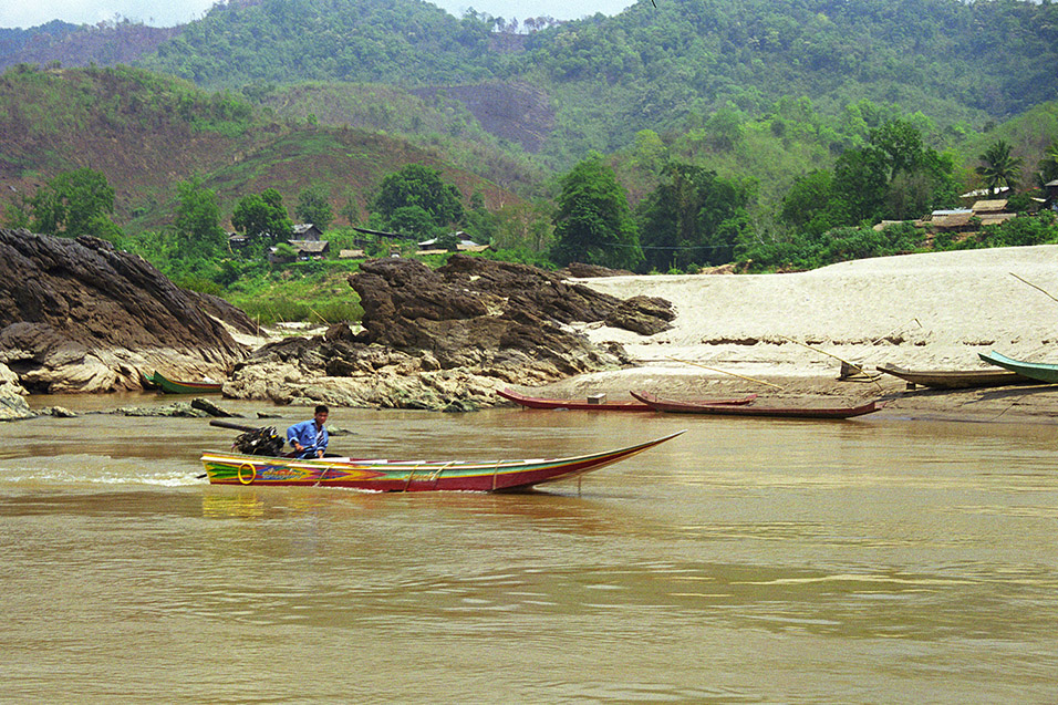 laos/laos_mekong_speed_boat
