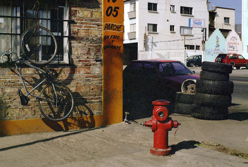 mexico/2001/street_corner