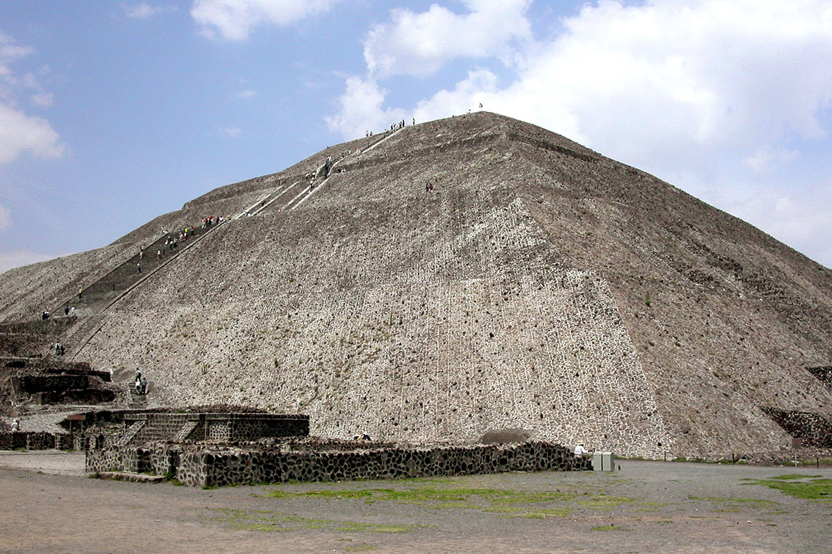 mexico/2003/pyramid_of_the_sun
