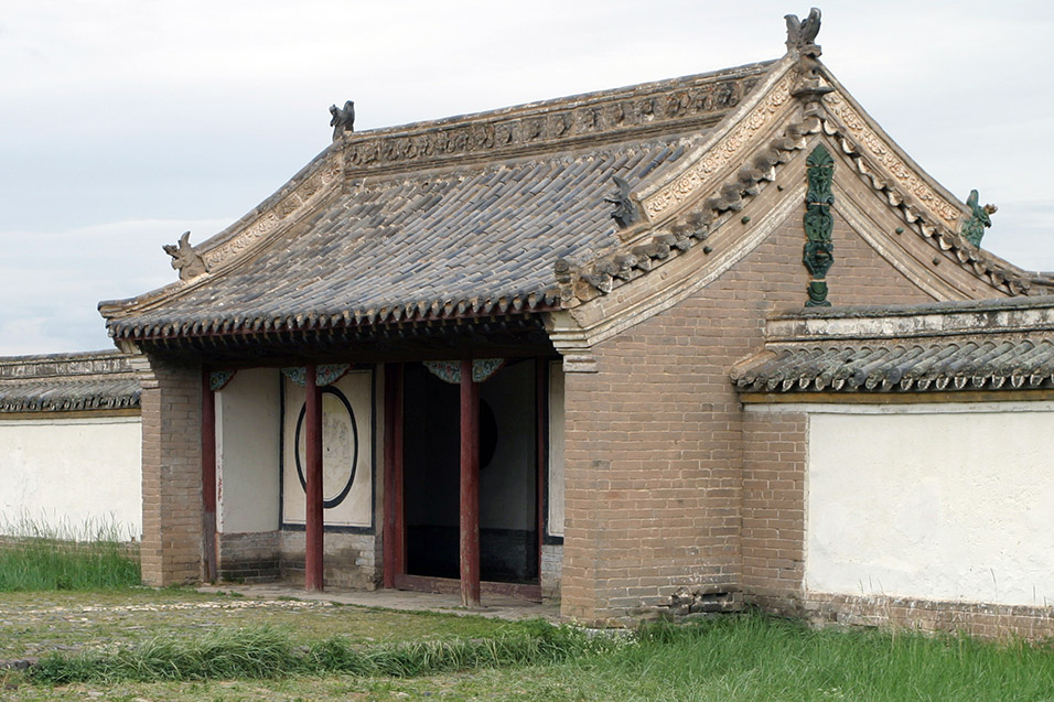 mongolia/karakorum_temple_wall_gate