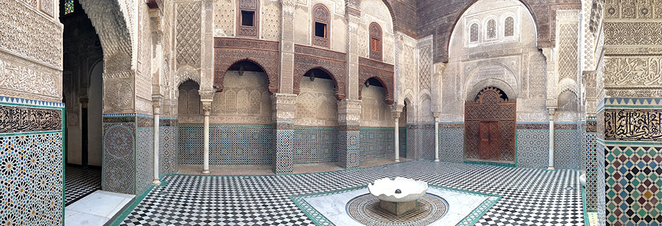 morocco/fes_al_attarine_madrasa