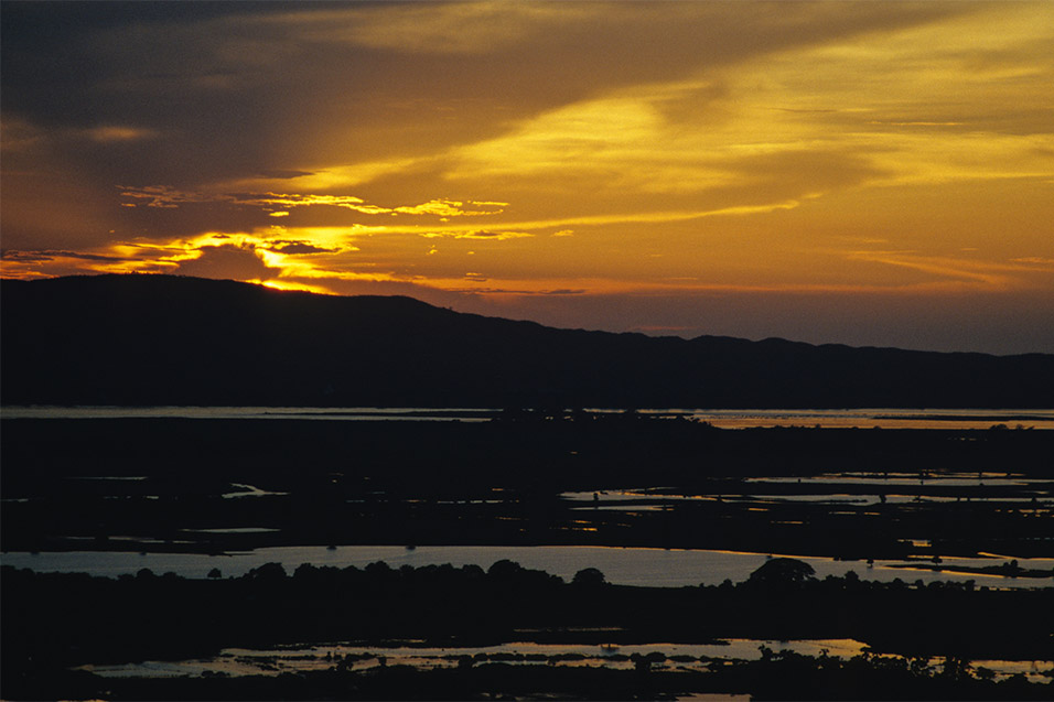 myanmar/mandalay_hill_sunset