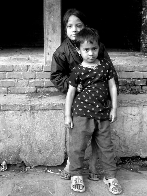 nepal/kathmandu_children_b_w