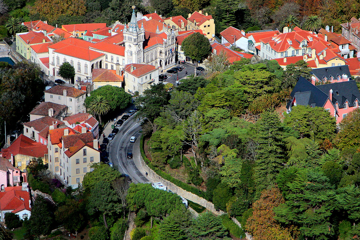 portugal/portugal_sintra_town_view