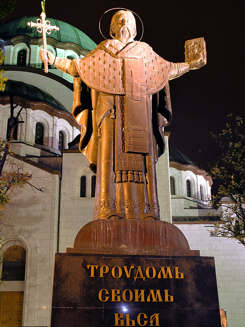 serbia/belgrade_church_statue