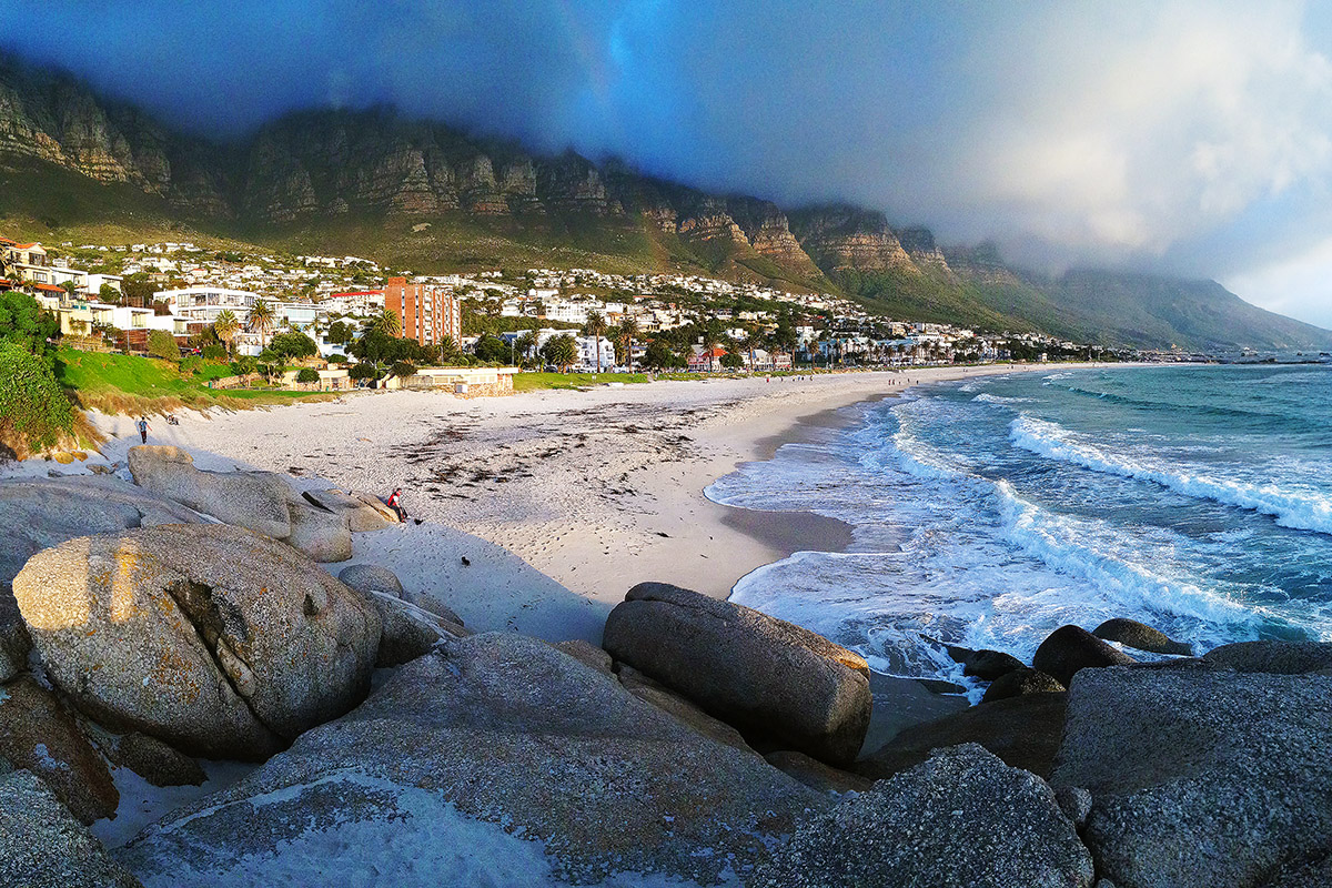 south_africa/2015/capetown_camps_bay_afternoon