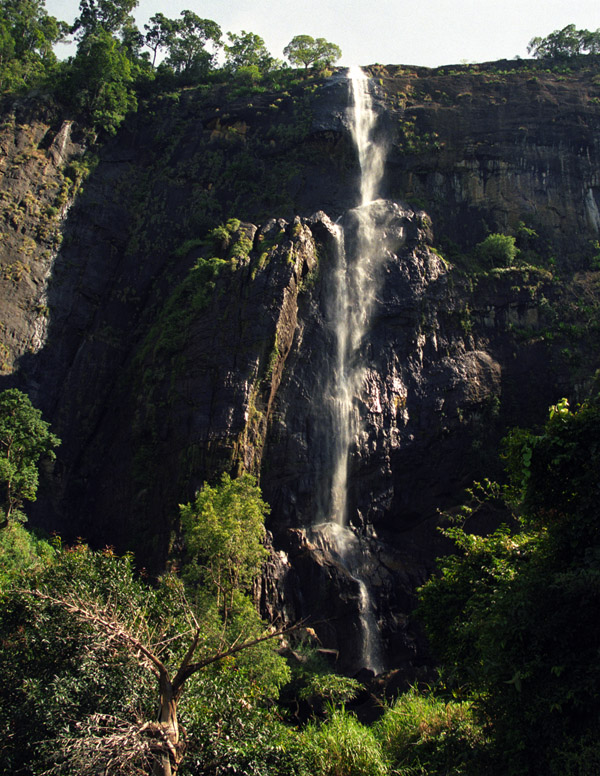 sri_lanka/sri_lanka_waterfall