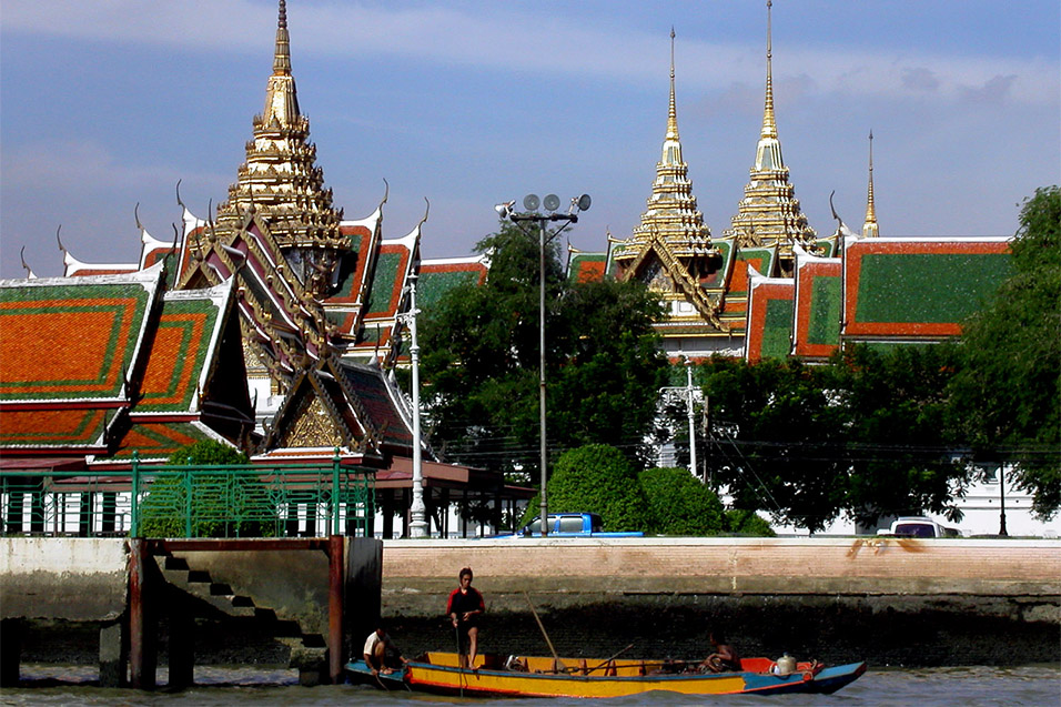 thailand/2004/bangkok_river_palace