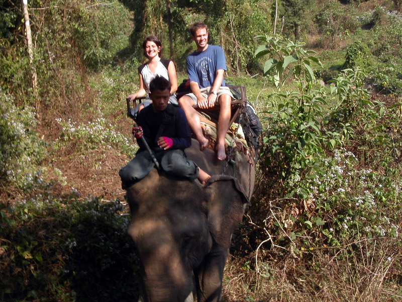 thailand/2004/trek_elephant_joey_rachael