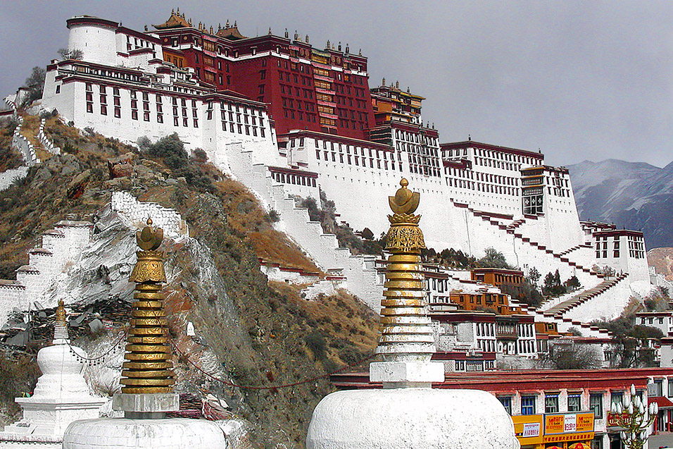 tibet/lhasa_potala_desaturated