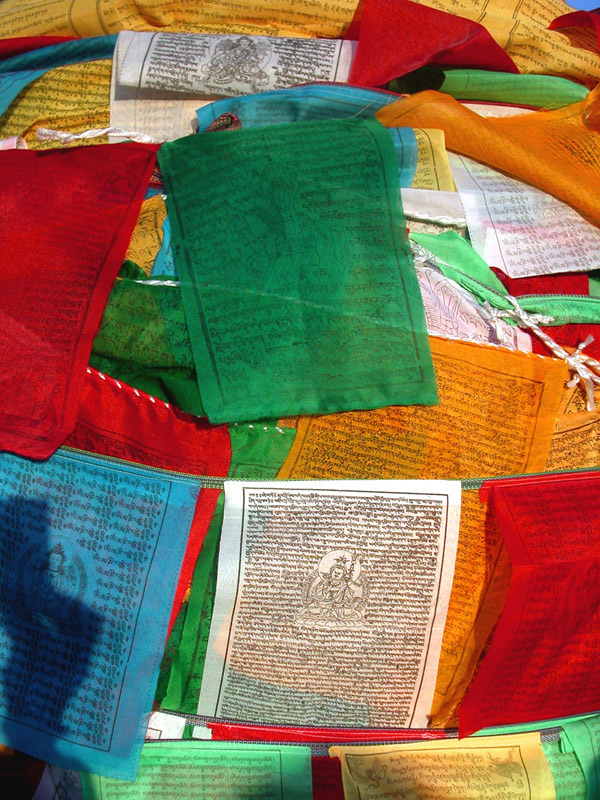tibet/lhasa_prayer_flags_117