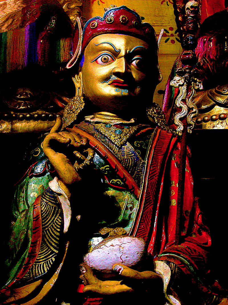 tibet/potala_lama_sculpture