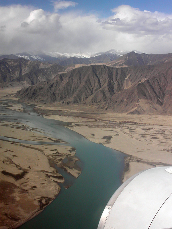 tibet/tibet_flight_river