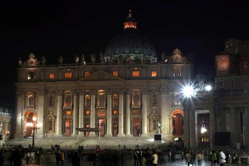 vatican/vatican_saint_peters_night