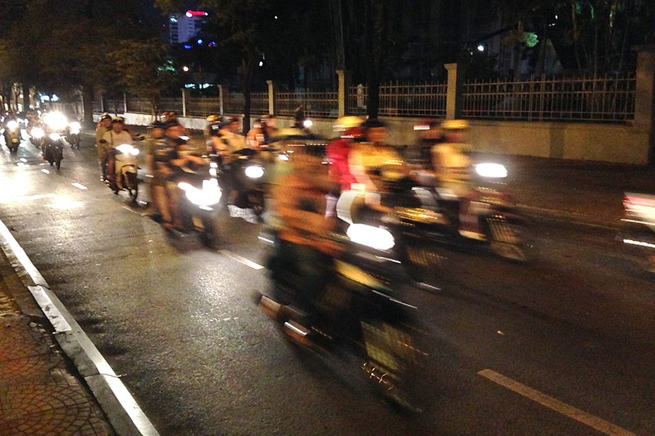 vietnam/2014/saigon_bike_blur