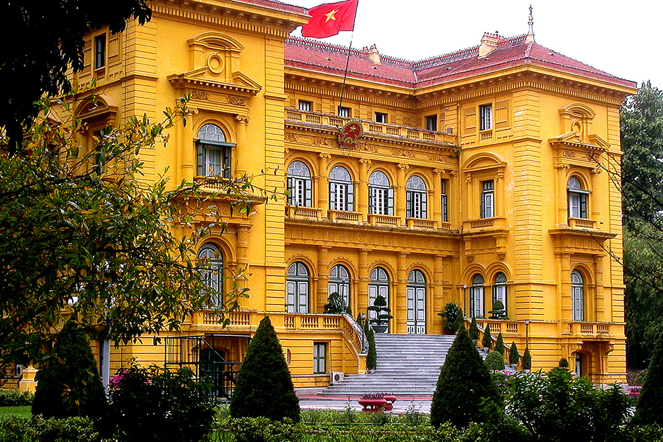 vietnam/hanoi_presidential_palace