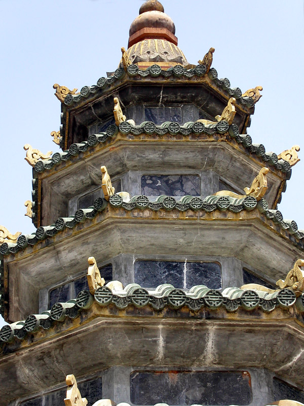 vietnam/hue_pagoda