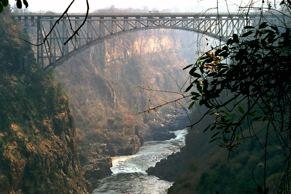 zambia/vic_falls_bridge